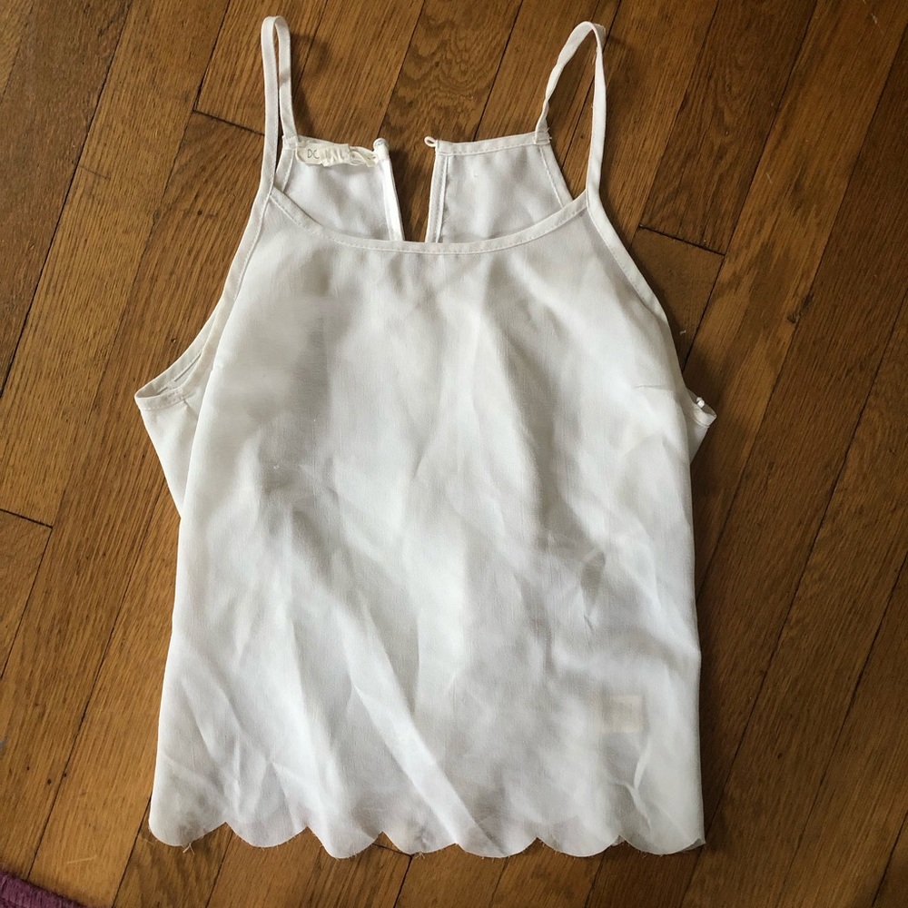 Cute scalloped top
